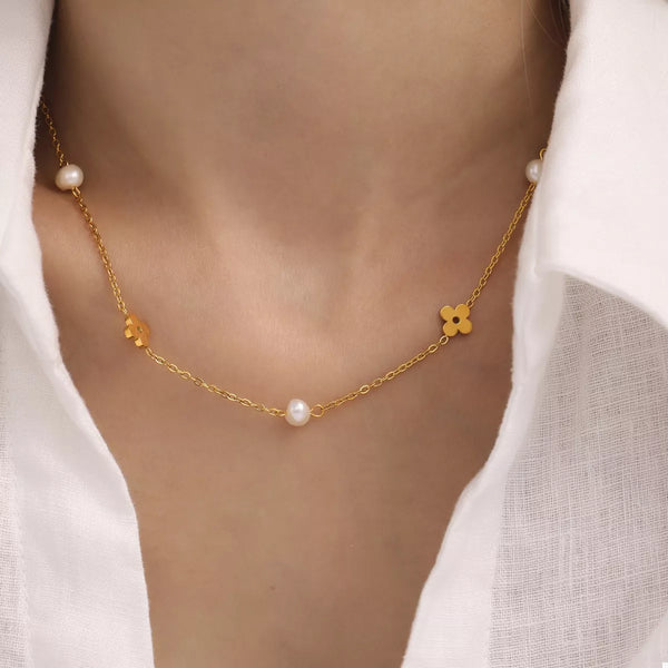 Coralyn Pearl Flower Necklace – 18K Gold-Plated