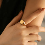 Load image into Gallery viewer, Amélia Chunky Gold Statement Ring – 18K Gold-Plated