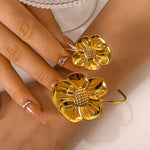 Load image into Gallery viewer, Florence Flower Open Bangle Bracelet - 18K Gold-Plated