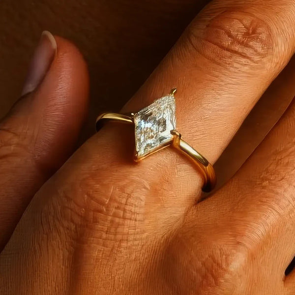 2 Carat Moissanite Ring – 18K Gold-Plated 925 Sterling Silver Jewelry