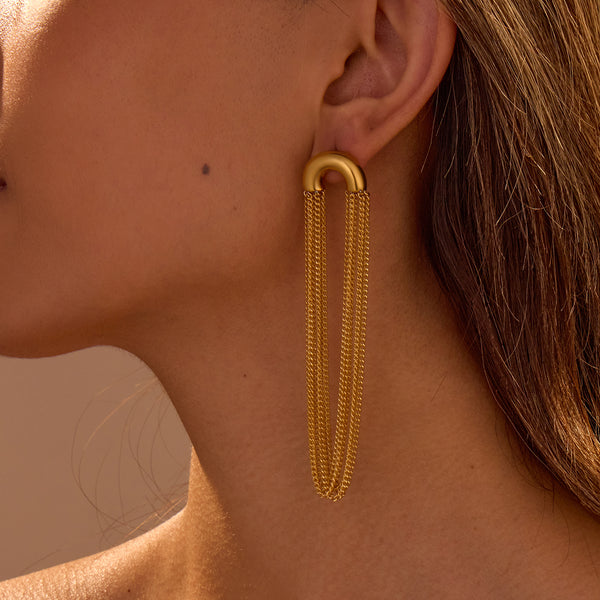 Aveny Chain Dangle Earrings – 18K Gold-Plated