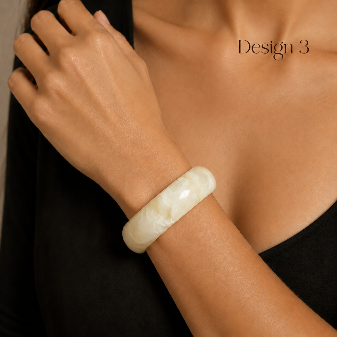Isabell Chunky Resin Bangle Bracelet