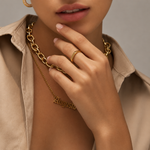 Load image into Gallery viewer, Gaya Minimalistischer Glatter Bandring – 18 Karat vergoldet
