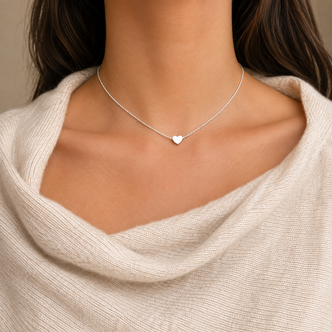 Gigi Minimalist Heart Pendant Necklace – 18K Gold-Plated Waterproof