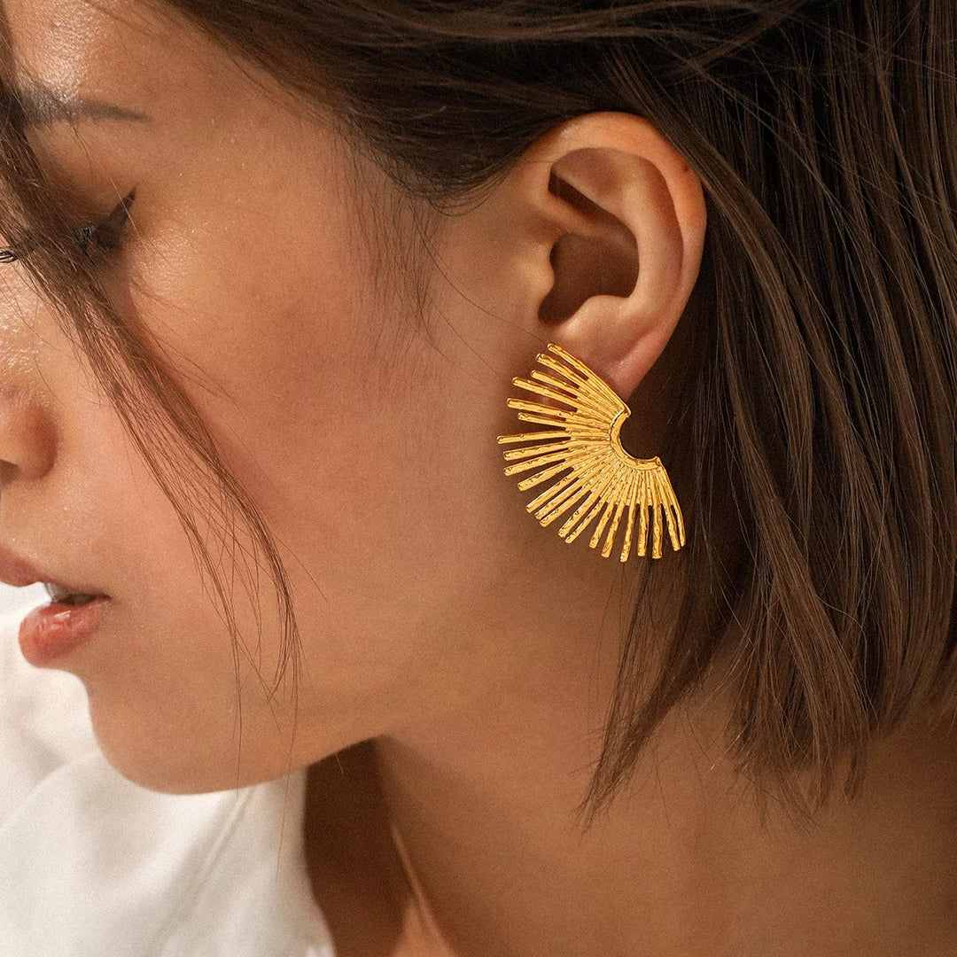 Chris Fan-Shaped Earrings - 18K Gold-Plated 