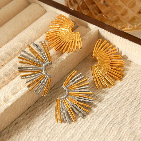 Chris Fan-Shaped Earrings - 18K Gold-Plated