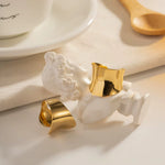 Load image into Gallery viewer, Clover Wide Sculptural Open Ring – 18K Gold-Plated
