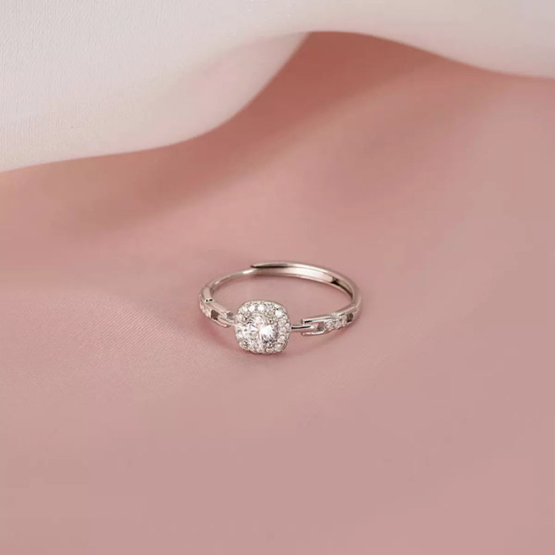 Dalia Zircon Ring – 925 Sterling Silver
