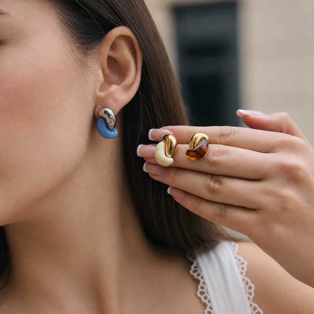 Daphne Twisted Resin Earrings – 18K Gold-Plated Waterproof