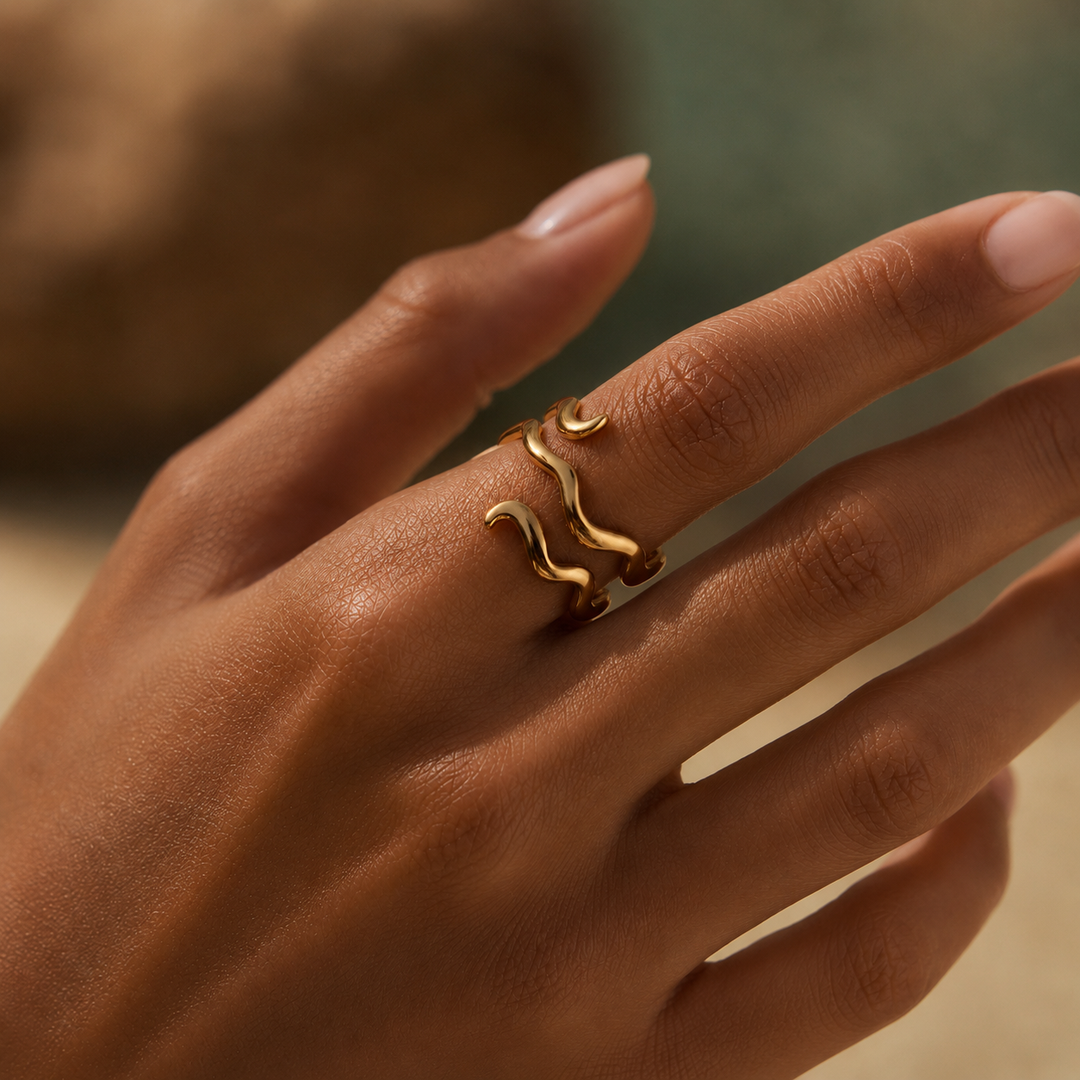 Fabitz Double Wave Gold Ring – 18K Gold-Plated