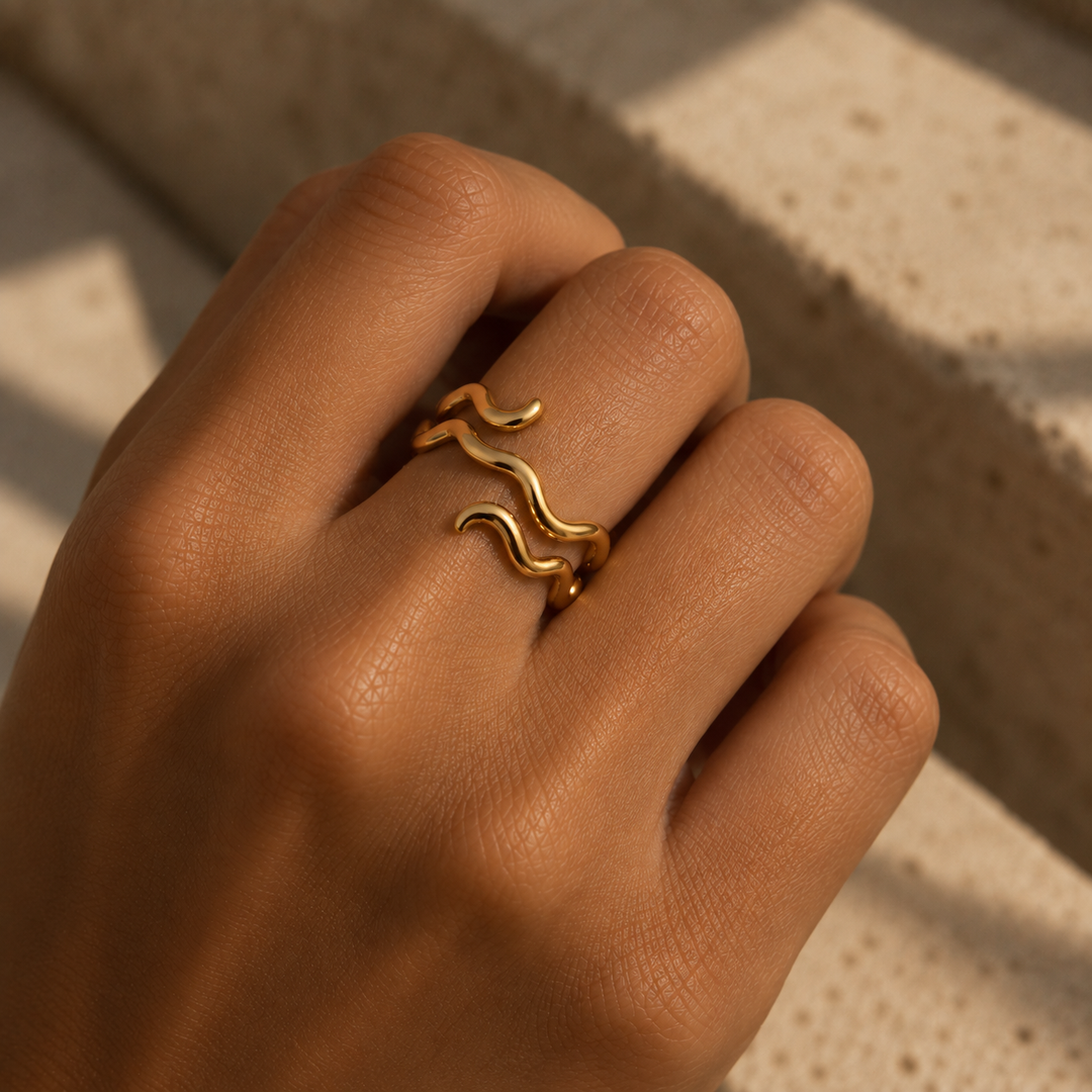 Fabitz Double Wave Gold Ring – 18K Gold-Plated