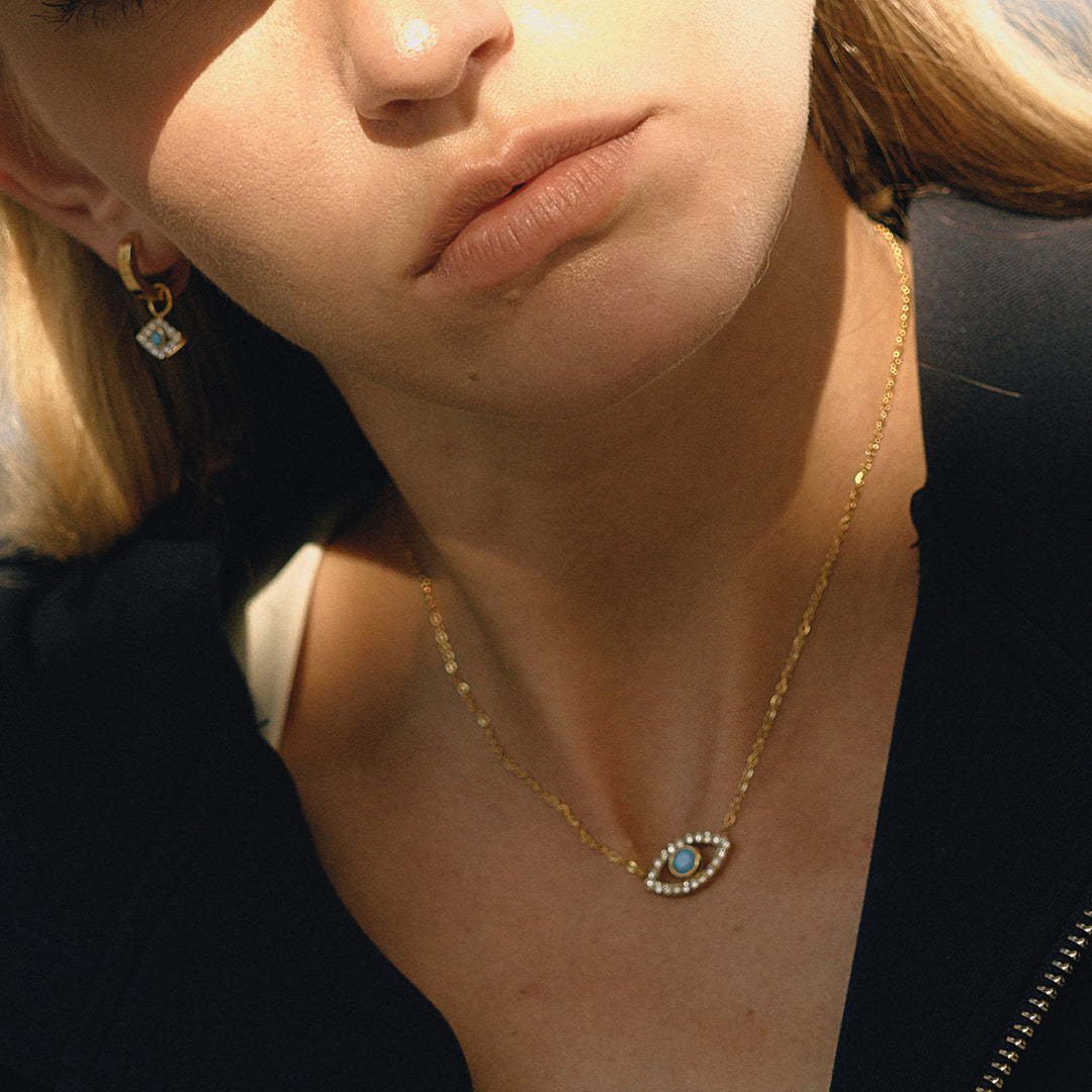 Valeria griechische Augen-Halskette mit Zirkonia und Türkis – 18 Karat vergoldet