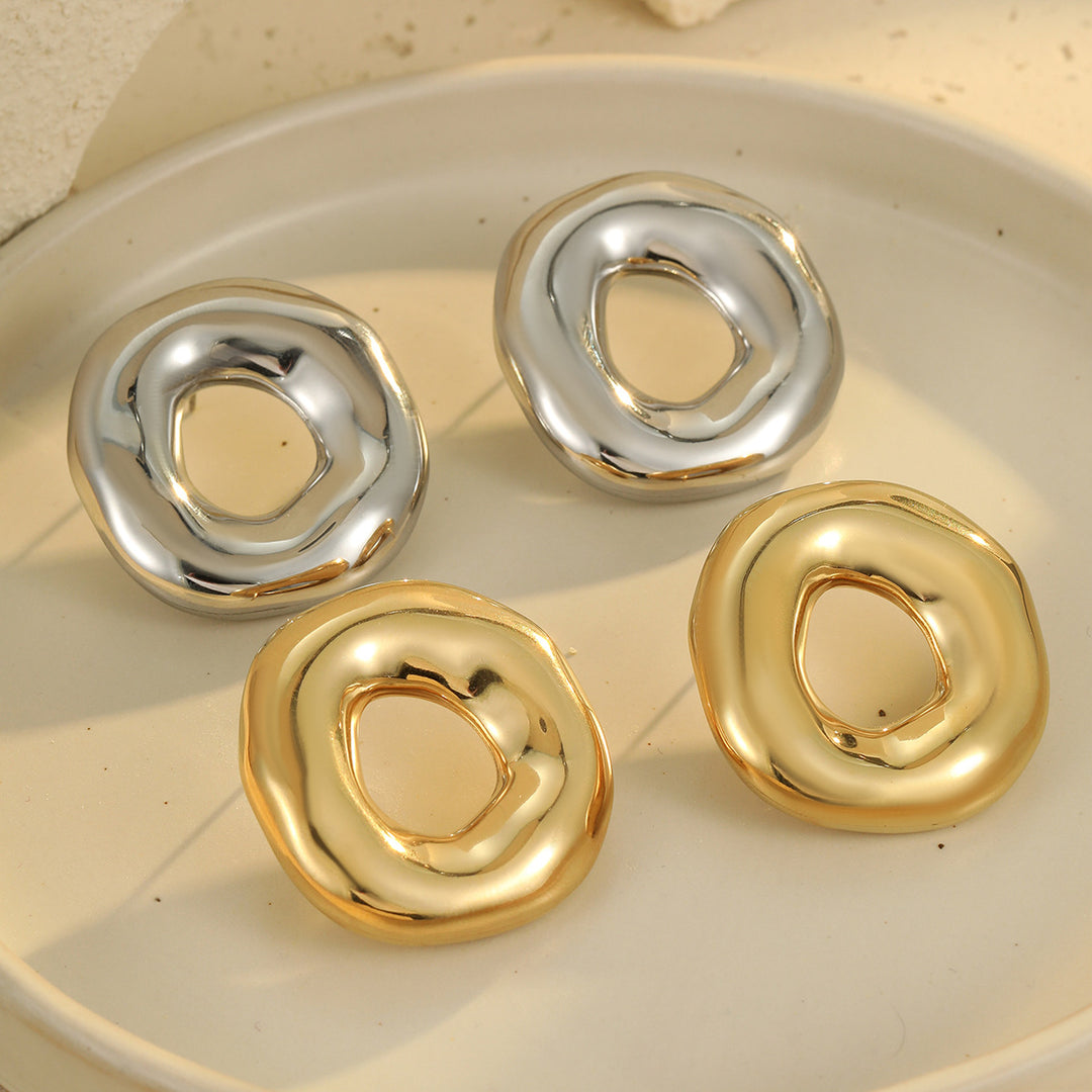 Éloria Bold Hoop Earrings – 18K Gold-Plated