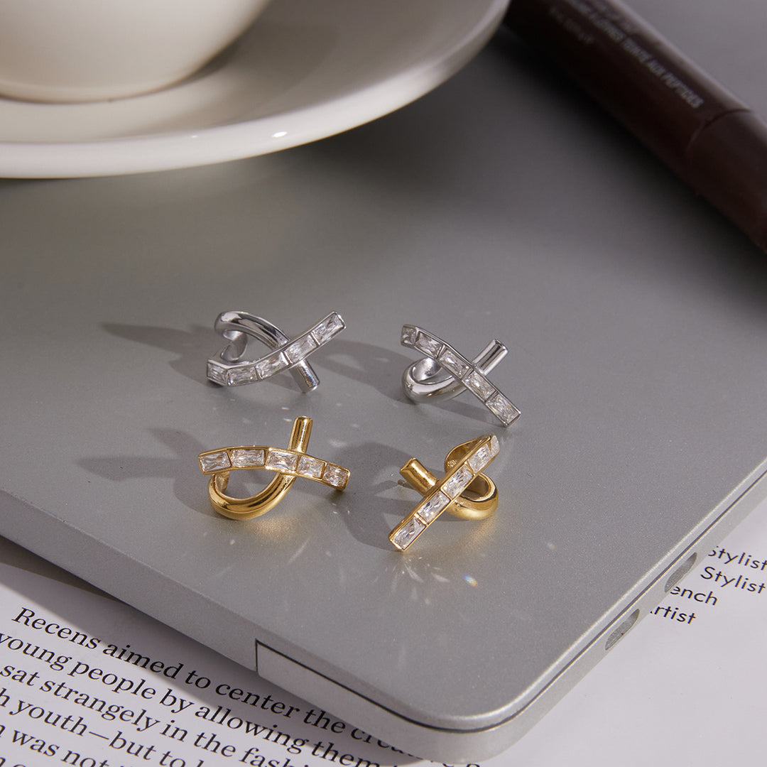 Lauren Criss-Cross Ohrringe Zirkonia – 18K vergoldet, wasserdicht