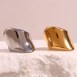 Load image into Gallery viewer, Julie oversized zegelring – 18K goud verguld waterdicht
