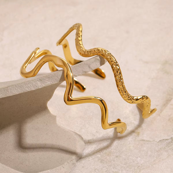 Moah Geometric Cuff Bracelet - Stainless Steel