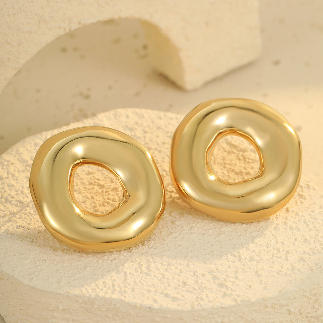Éloria Bold Hoop Earrings – 18K Gold-Plated