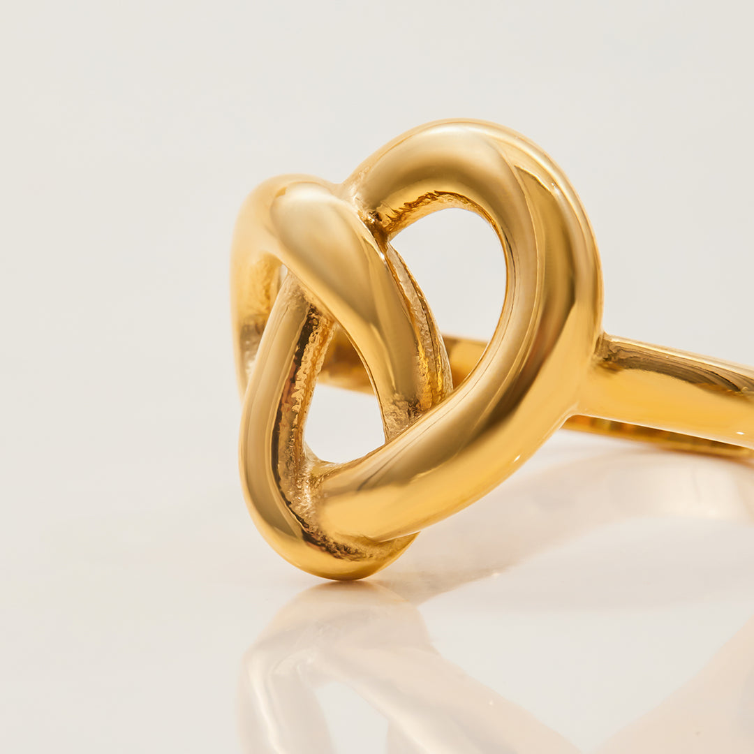 Isabell Knot Ring – 18K Gold-Plated
