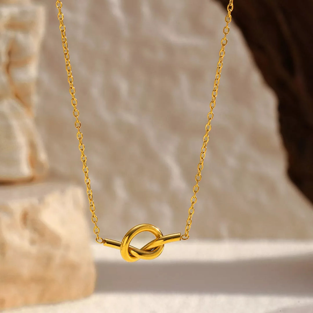 Isolde Knot Pendant Necklace – 18K Gold-Plated