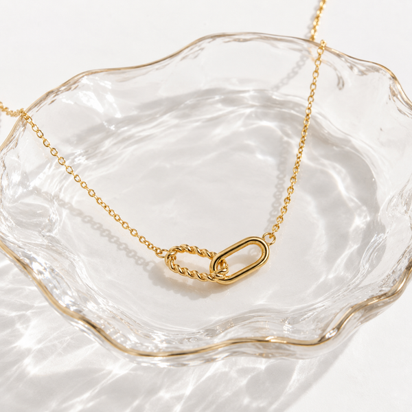 Kaelis Interlocked Necklace – 18K Gold-Plated