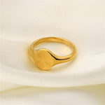 Load image into Gallery viewer, Léa Round Pattern Ring – 18K Gold-Plated
