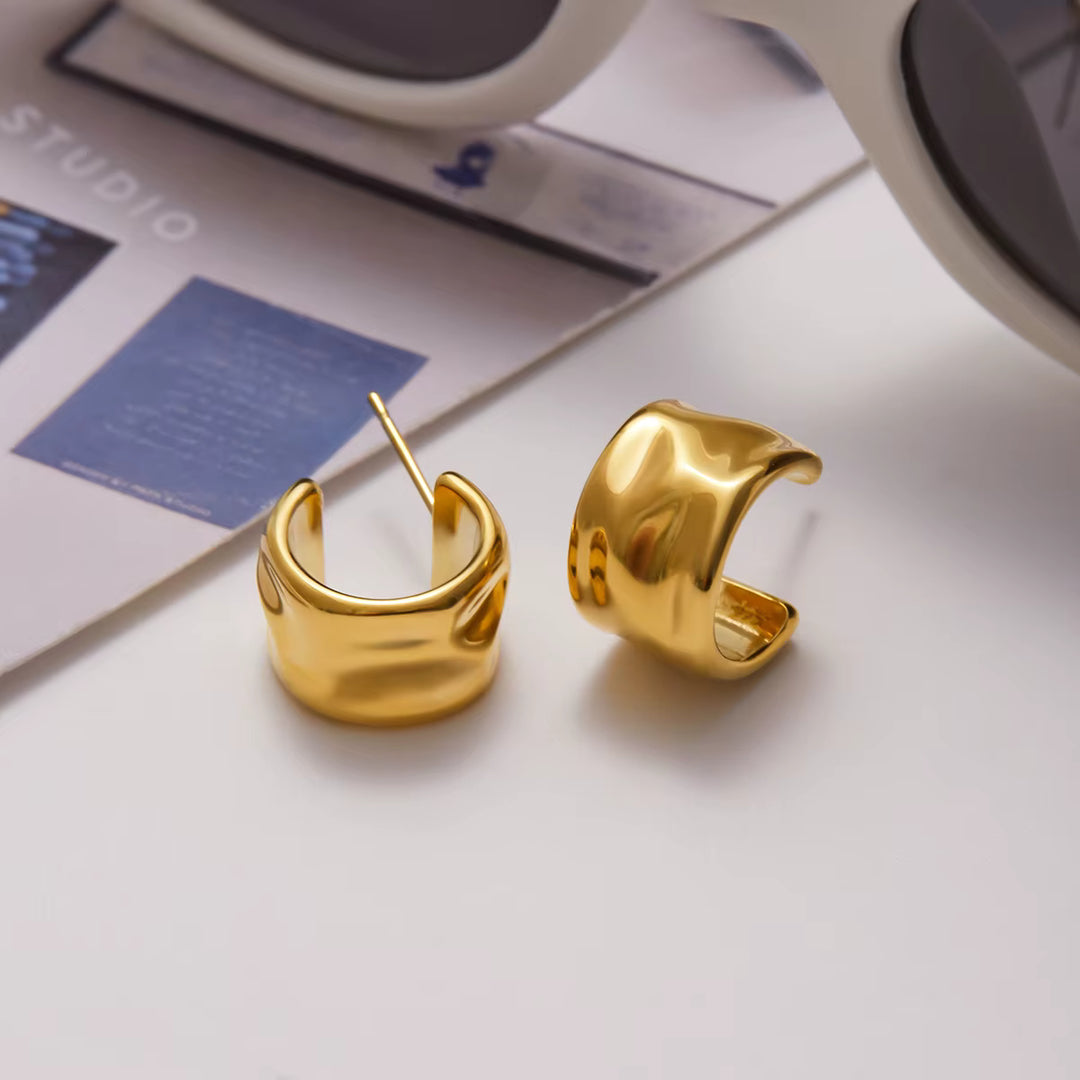 Liv Hoop Earrings – 14K Gold-Plated