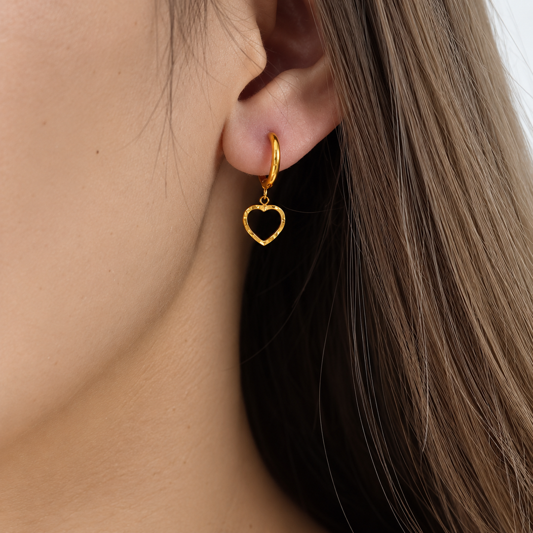 Lovelle Heart Drop Earrings – 18K Gold-Plated