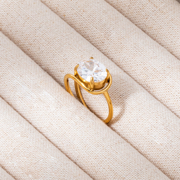 Madaleine Zirconia Ring – 18K Gold-Plated Waterproof