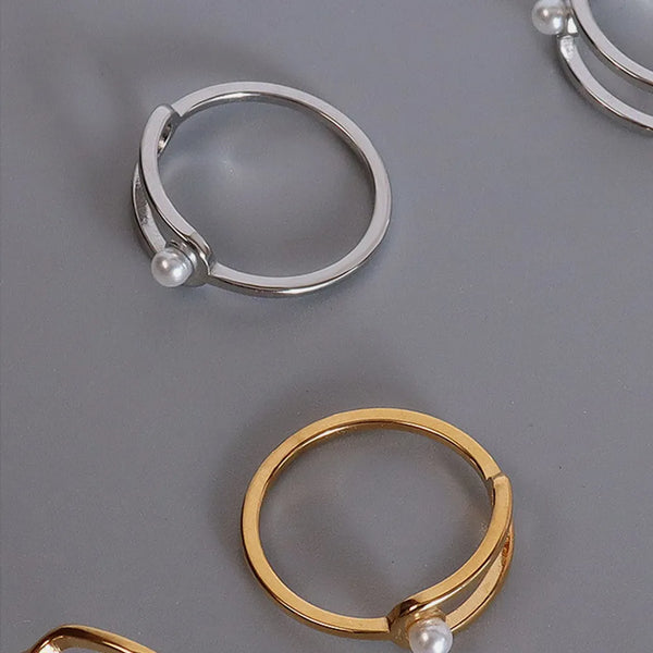 Margot Pearl Ring – Gold & Silver-Plated