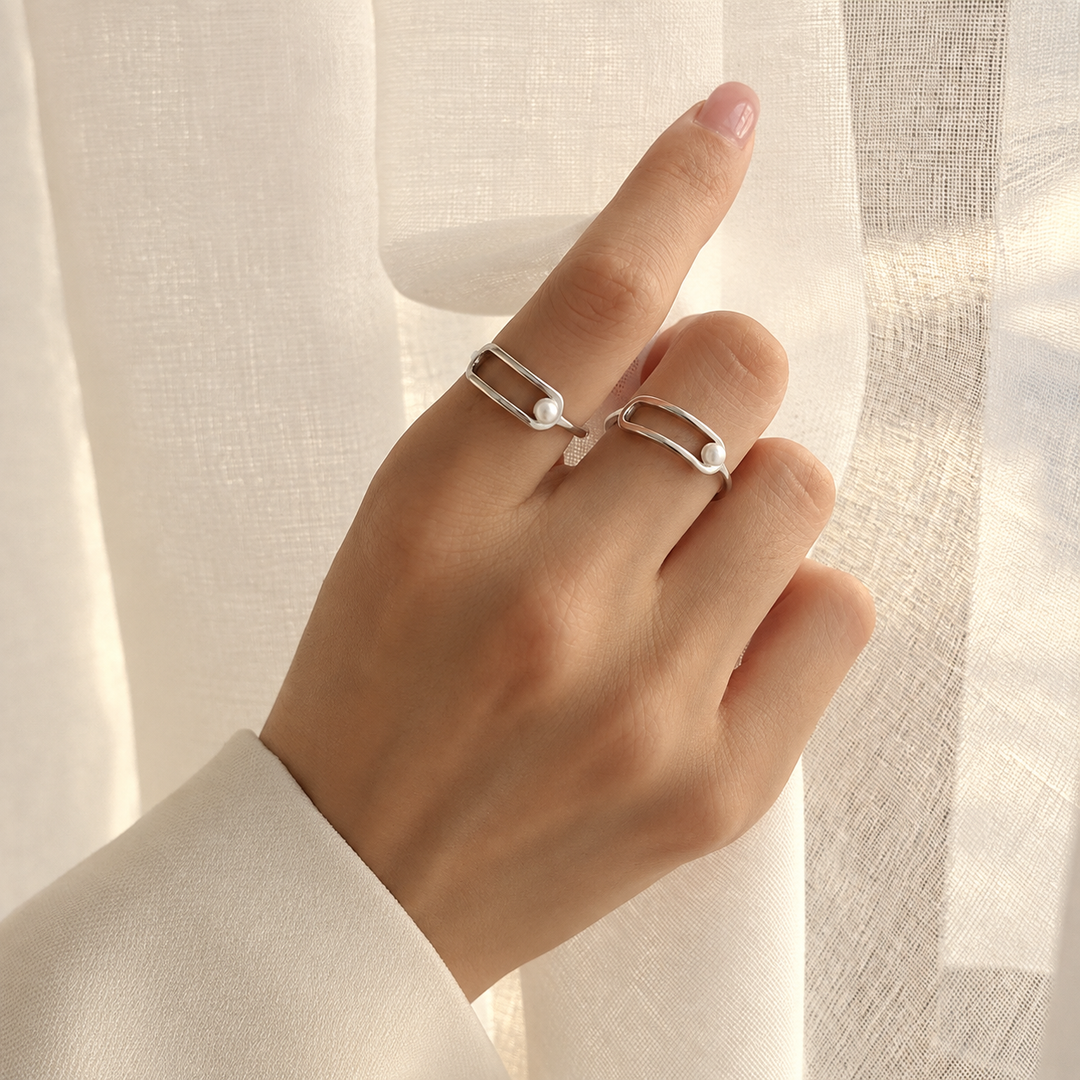 Margot Pearl Ring – Gold & Silver-Plated