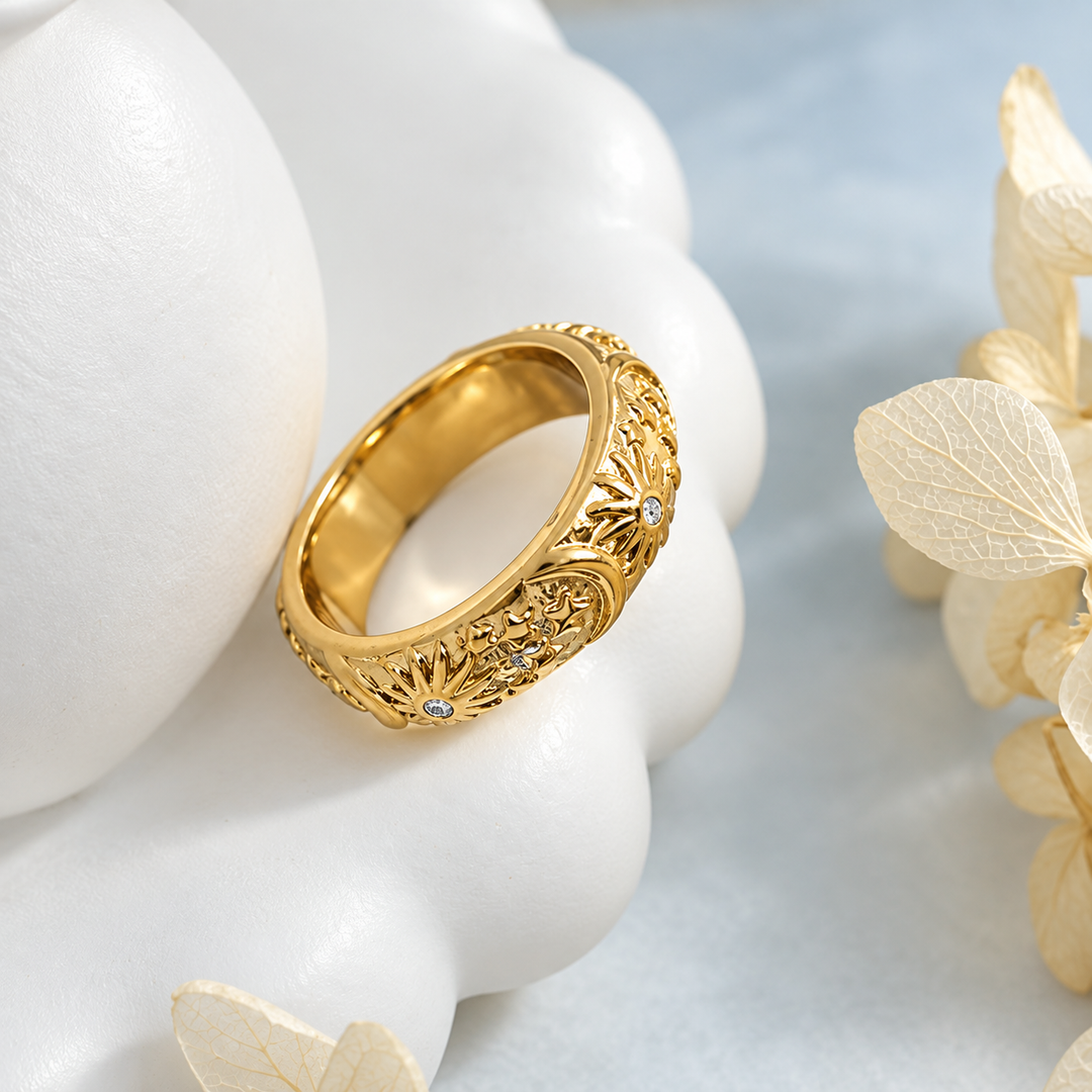 Martine_Embossed_Zircon_Ring_Gold-Plated_Silver-Plated