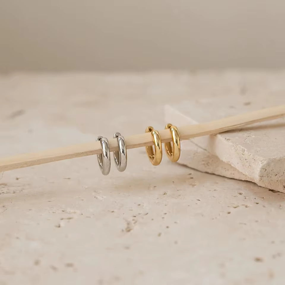 Mazi Chunky Gold Hoop Earrings – 18K Gold-Plated & Silver-Plated
