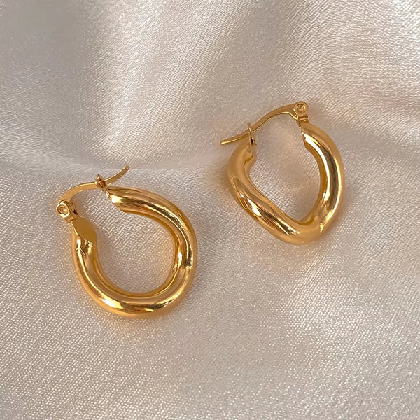 Mila Chunky Twist Hoop Earrings – Gold-Plated