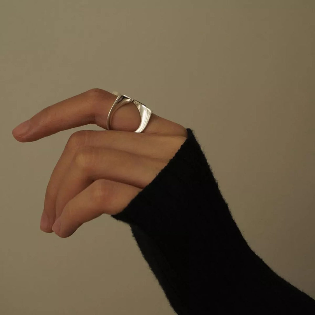 Nue Crisscross Open Ring –  18K  Gold-Plated & Silver-Plated