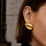 Load image into Gallery viewer, Oceanico Conch Earrings - 18K Gold-Plated
