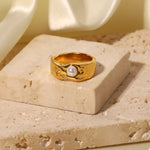 Load image into Gallery viewer, Prazzia Pearl Ring - 18K Gold-Plated

