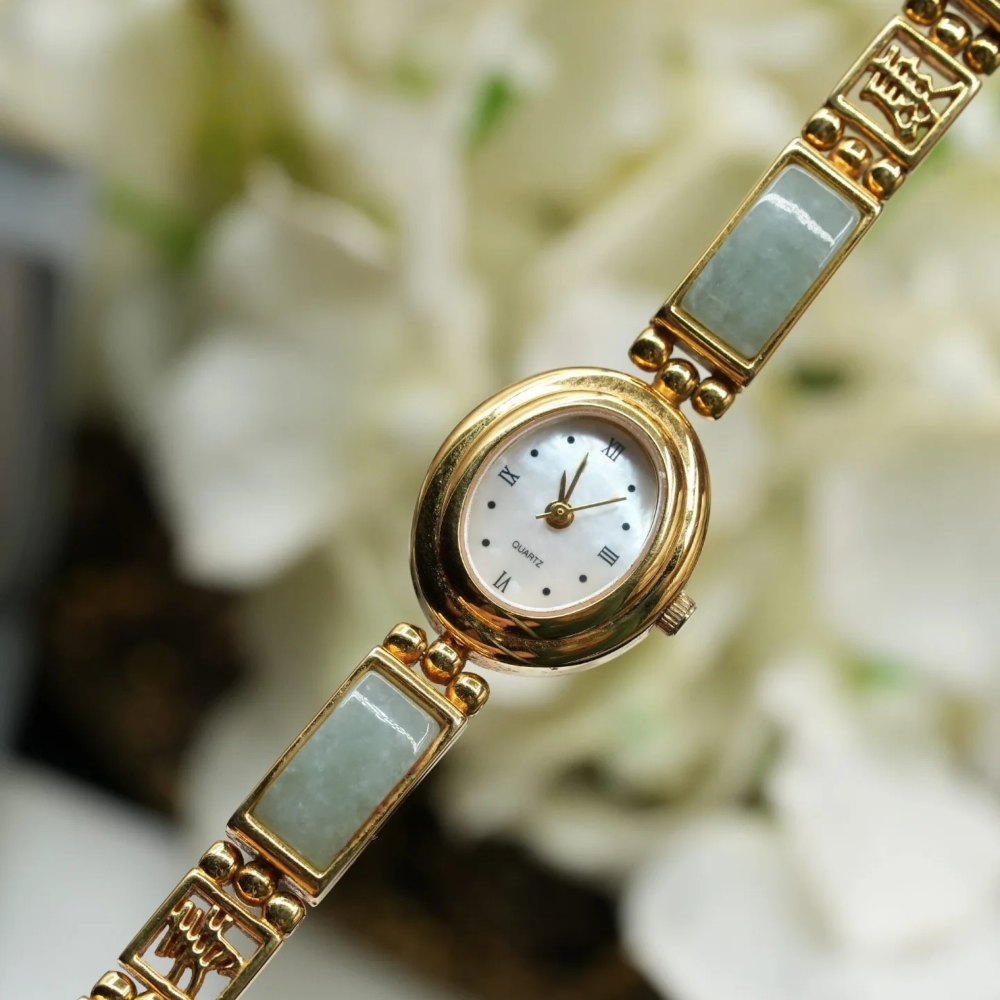 Solenne Jade & Mother of Pearl Watch – Quartz Watch