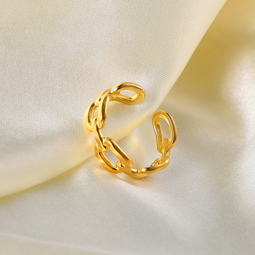 Wren Square Chain Buckle Open Ring – 18K Gold-Plated