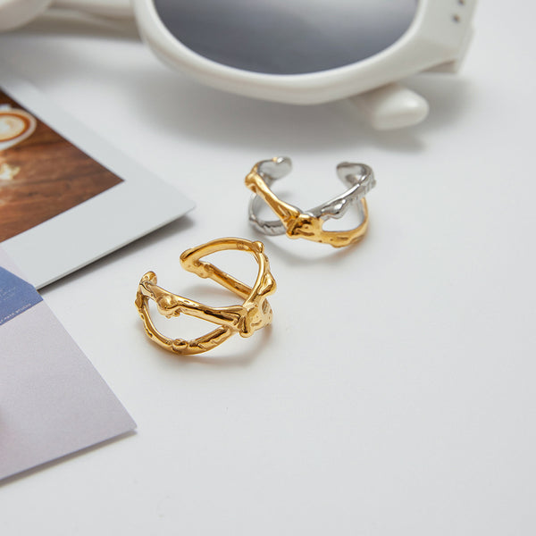 Yara Crossover Ring – 18K Gold-Plated