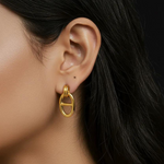 Load image into Gallery viewer, Kaeli Minimalist Chain Earrings – 18K Gold Waterproof
