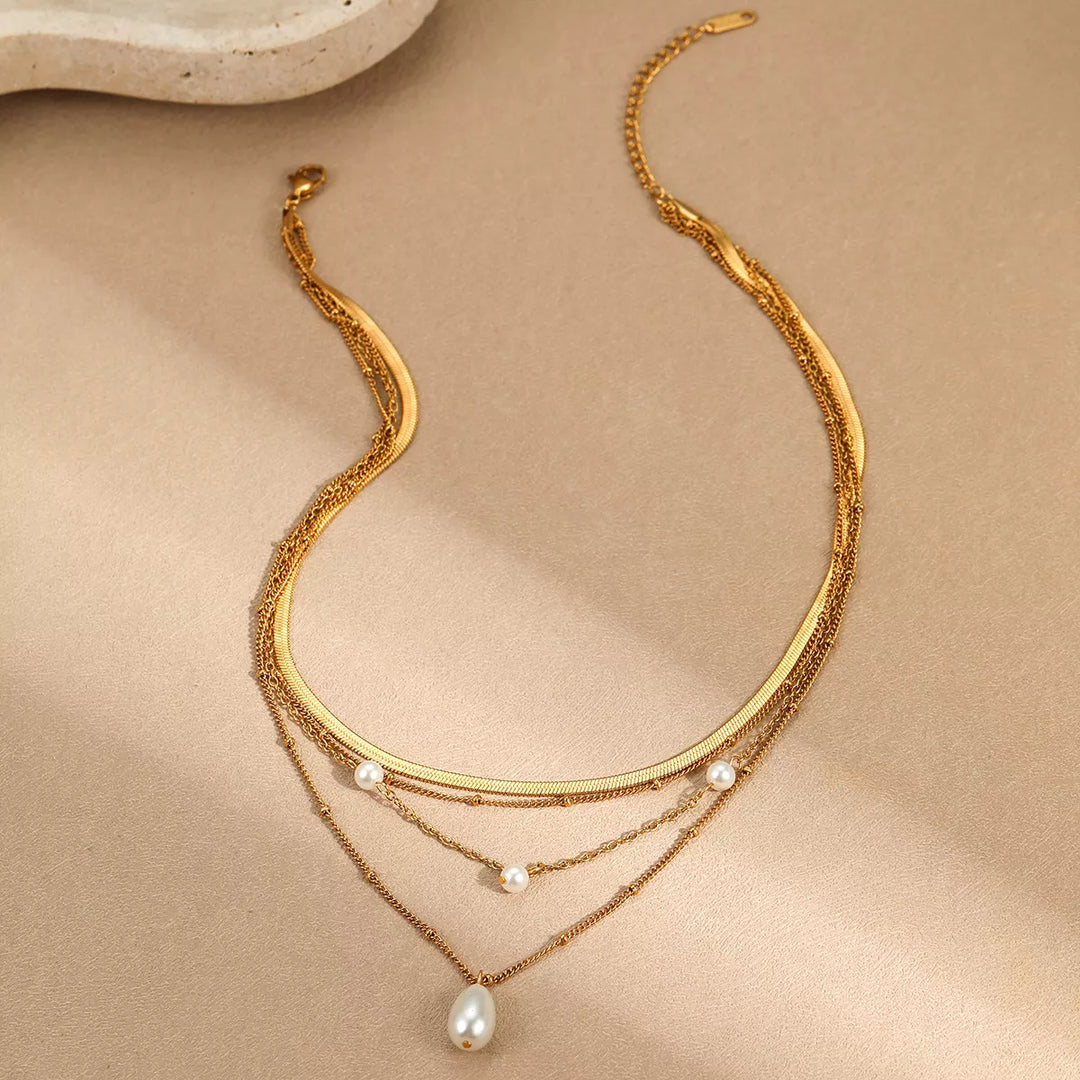 Éloria Layered Pearl Necklace – 18K Gold-Plated