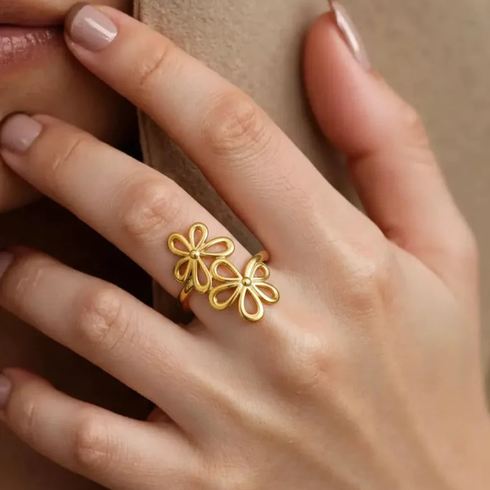 Lina Flower Ring - 18K Gold-Plated